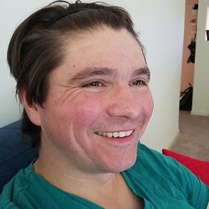 Meet your Posher, Adam